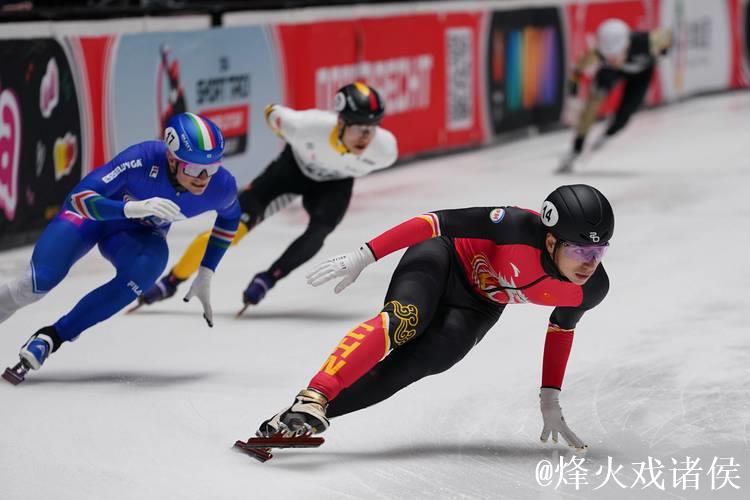 短道速滑世巡赛：中国队强势晋级男子5000米接力半决赛