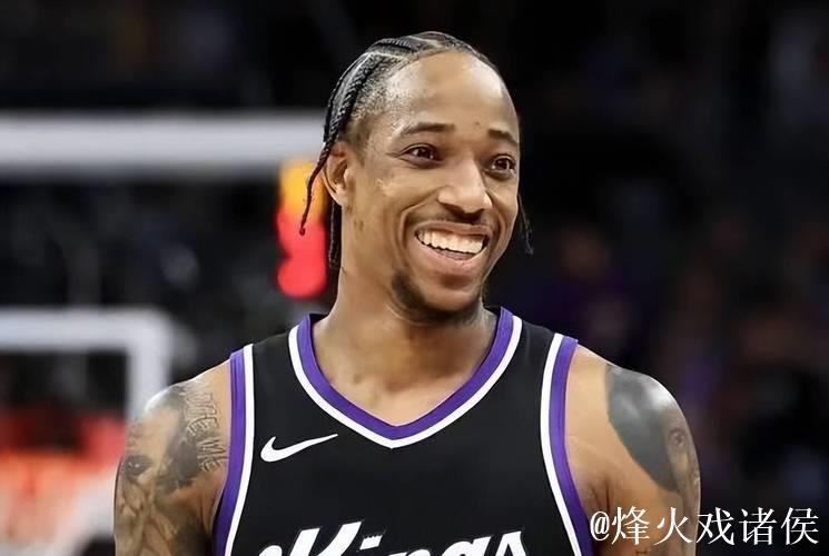 上半场:国王56-42领先尼克斯,德罗赞砍下15分拉文贡献13分 上半场:国王56-42领先尼克斯,德罗赞砍下15分拉文贡献13分